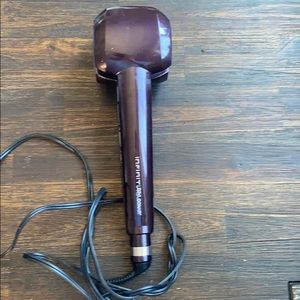 Conair Infiniti pro hair curler.